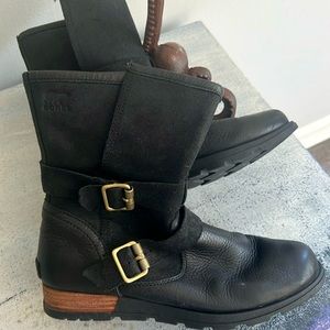 🐻🐻🐻 SOREL MAJOR MOTO RED PLAID LINED BOOT SIZE 9 🐻🏍️🐻🏍️